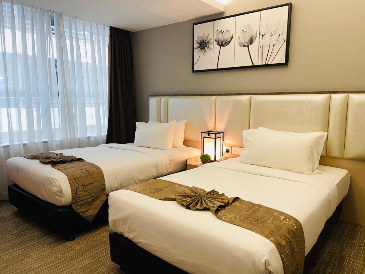 Glex Hotel Signature Джохор Бахру Екстериор снимка